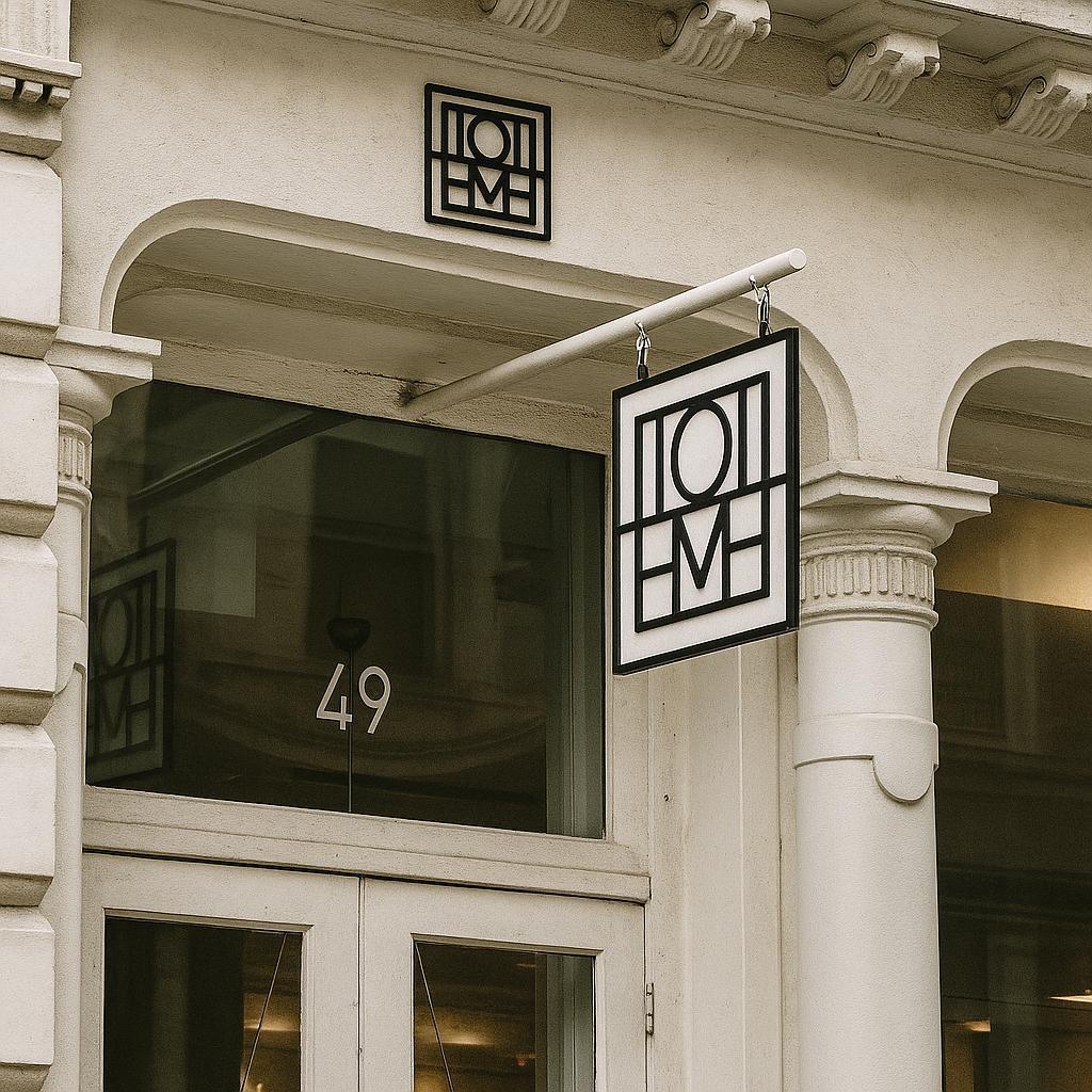 Custom Metal Blade Sign